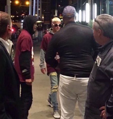 Justin Bieber Gets In A Fight With a Guy Twice His Size.