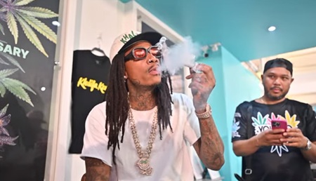 Wiz Khalifa - War On Drugs Freestyle (Official Music Video).