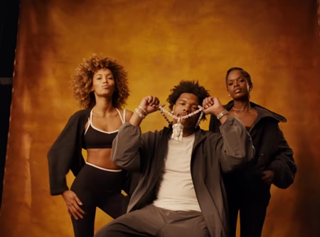 “Mrs. Trendsetter”: Lil Baby Drops New Music Video