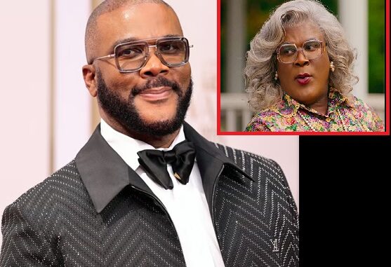 Tyler Perry Donates $250k in Gift Cards to TSA Workers After Cash Plan Blocked